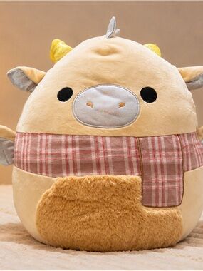 Squishmallows Buck 18” Dragon Plush Christmas Scarf Gold Horns